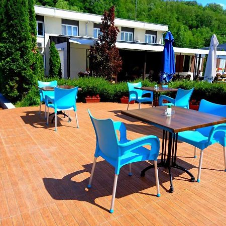 Ljubovija Hotel Drinska Lasta מראה חיצוני תמונה