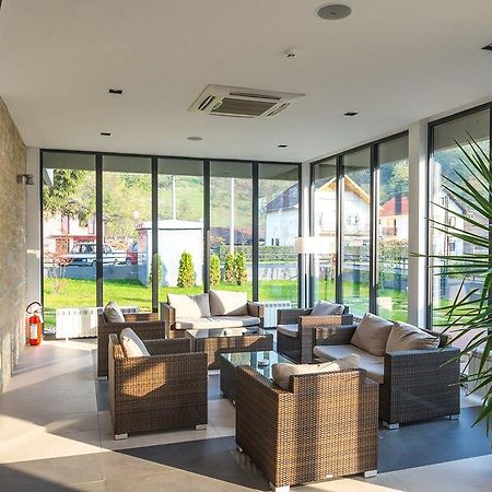 Ljubovija Hotel Drinska Lasta מראה חיצוני תמונה