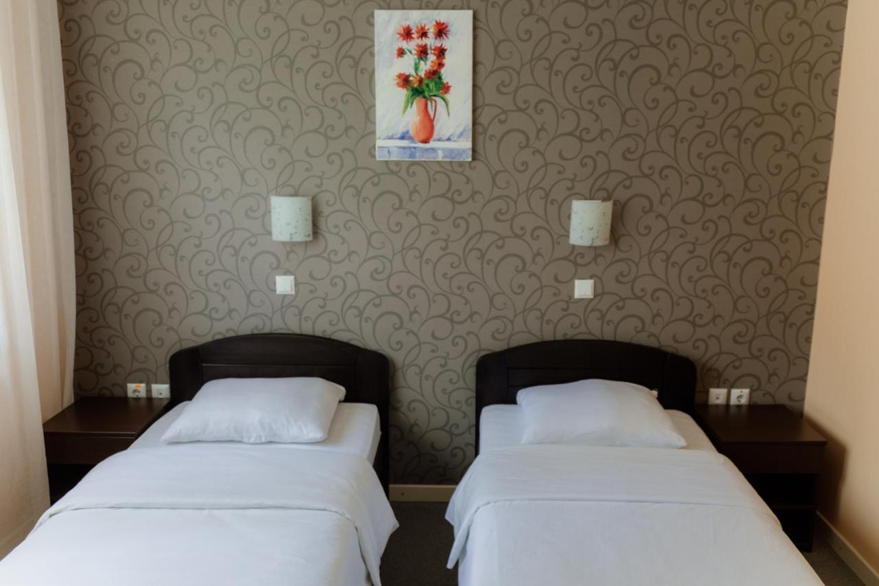 Ljubovija Hotel Drinska Lasta מראה חיצוני תמונה