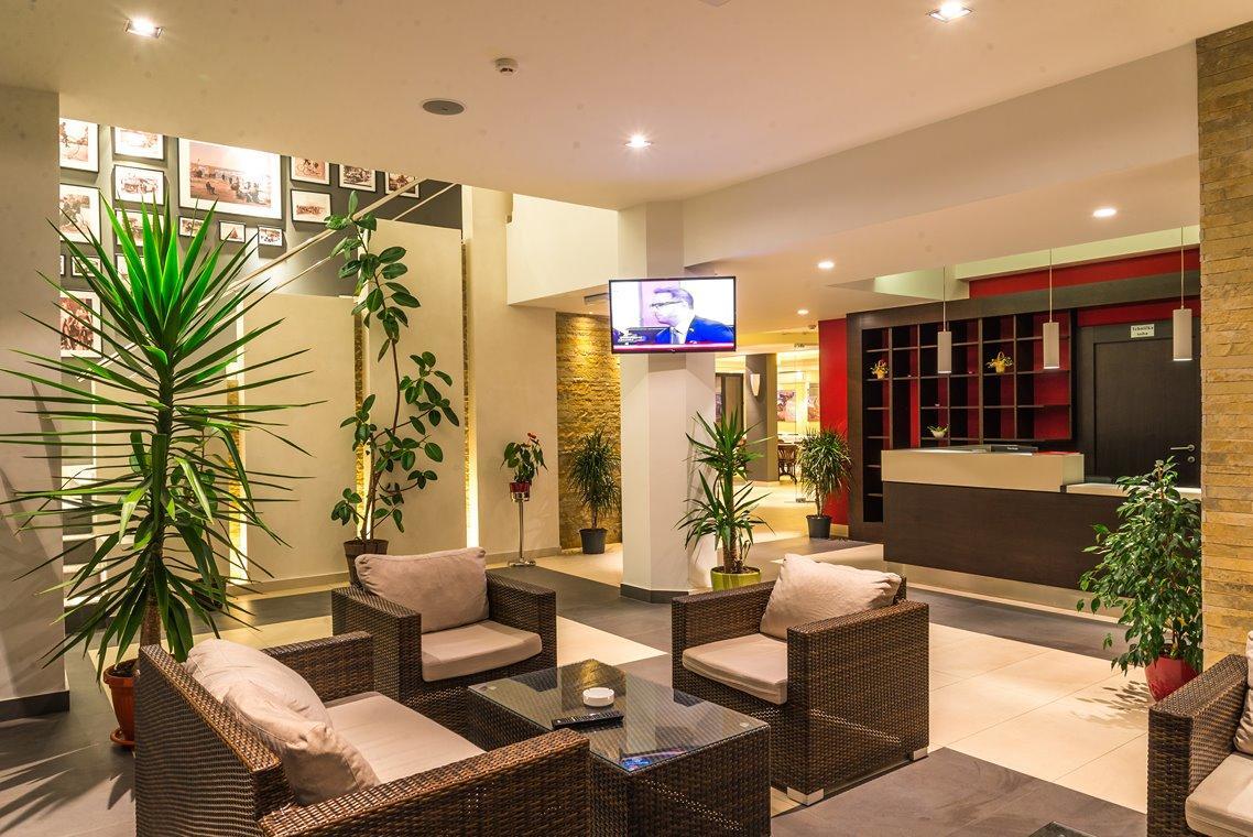 Ljubovija Hotel Drinska Lasta מראה חיצוני תמונה